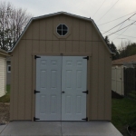 Kenosha barn with octagon window